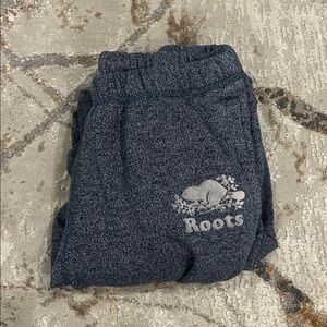 🦫roots salt and pepper sweats